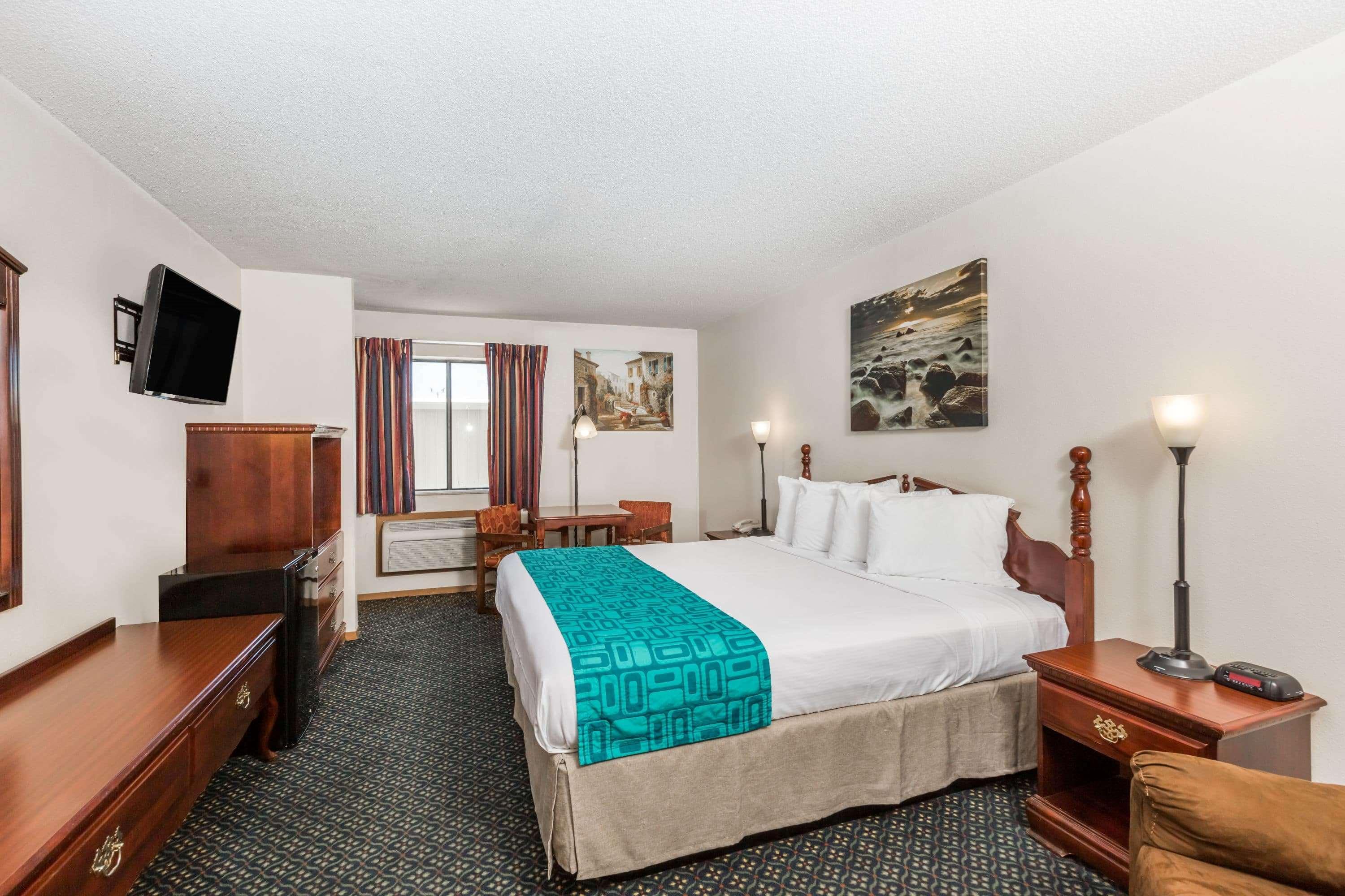 Howard Johnson By Wyndham Wichita Airport Ngoại thất bức ảnh